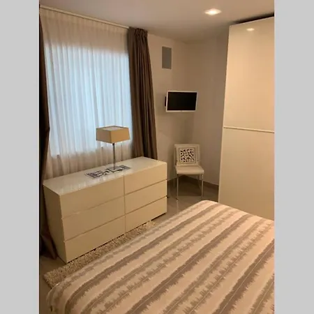 Apartmán Con Vista Lago A *